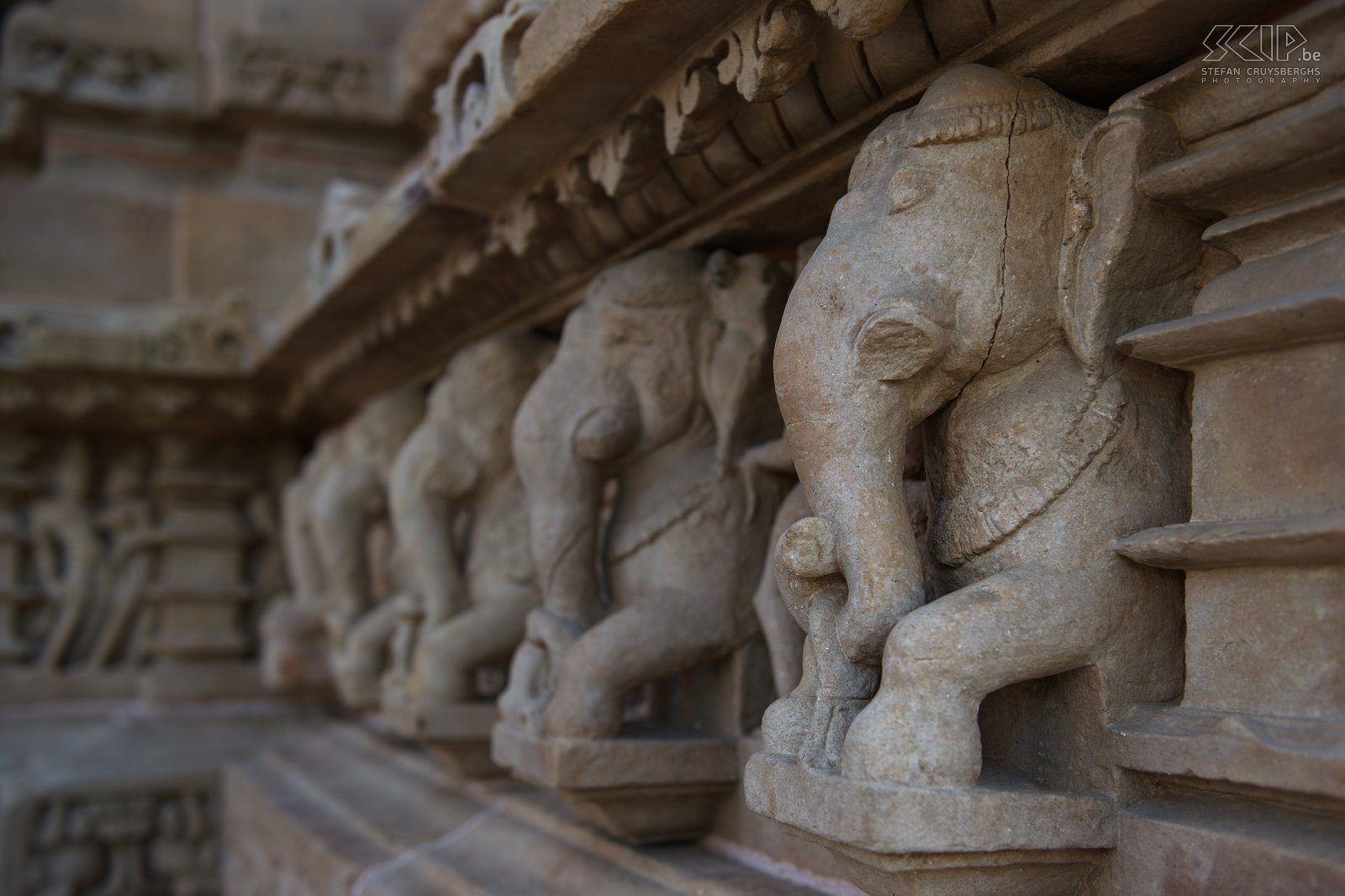 Khajuraho - Statues Lakshman temple  Stefan Cruysberghs
